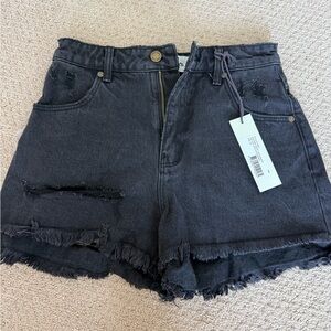 Rollas denim shorts size 25